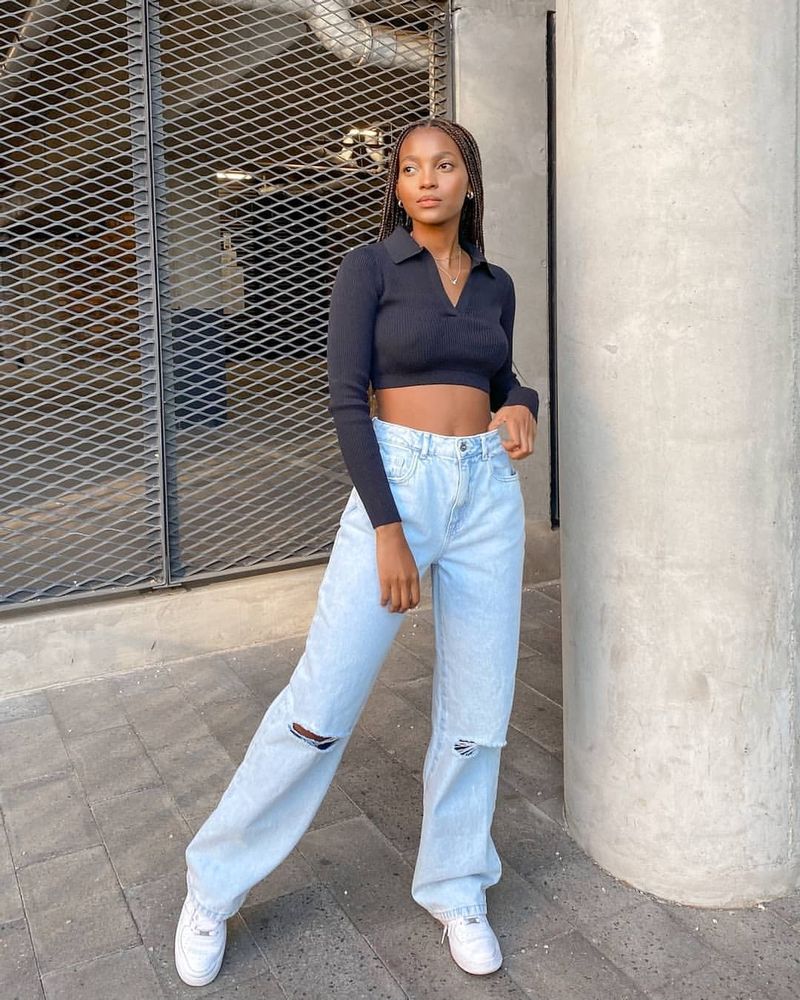 Crop Top and High-Waisted Jeans