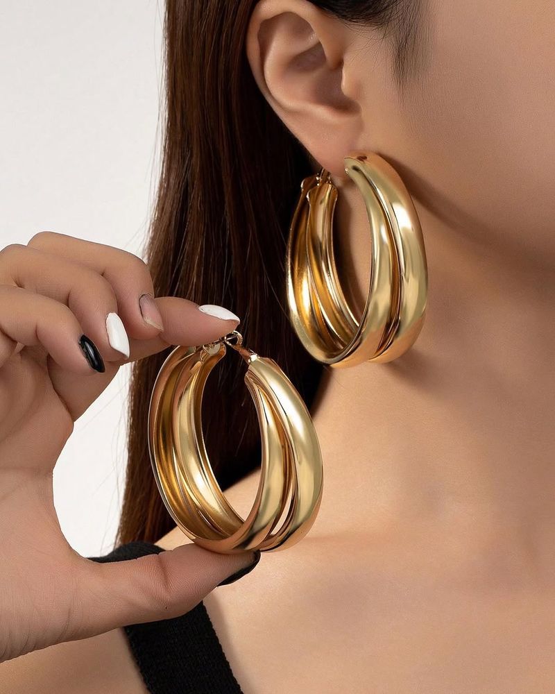 Statement Hoops