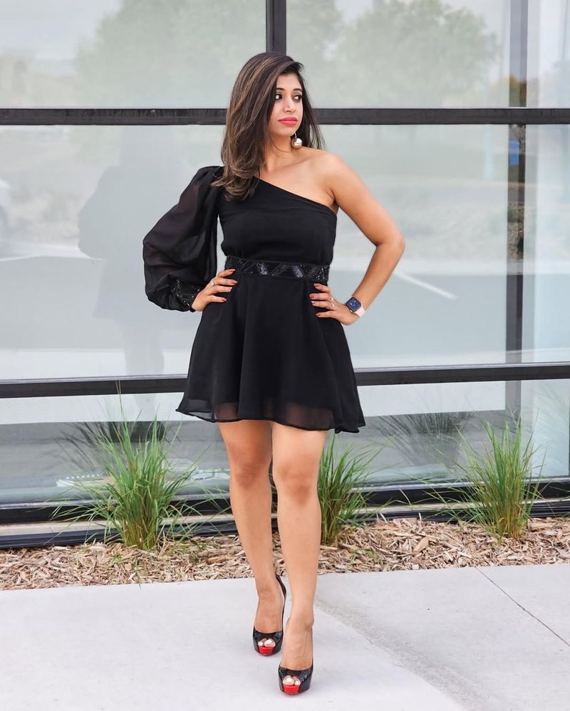 Little Black Dress (LBD)