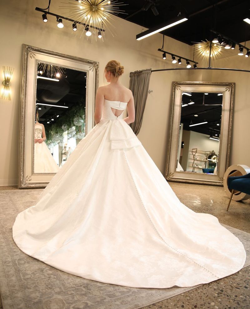 Modern Ball Gowns With Unexpected Twists