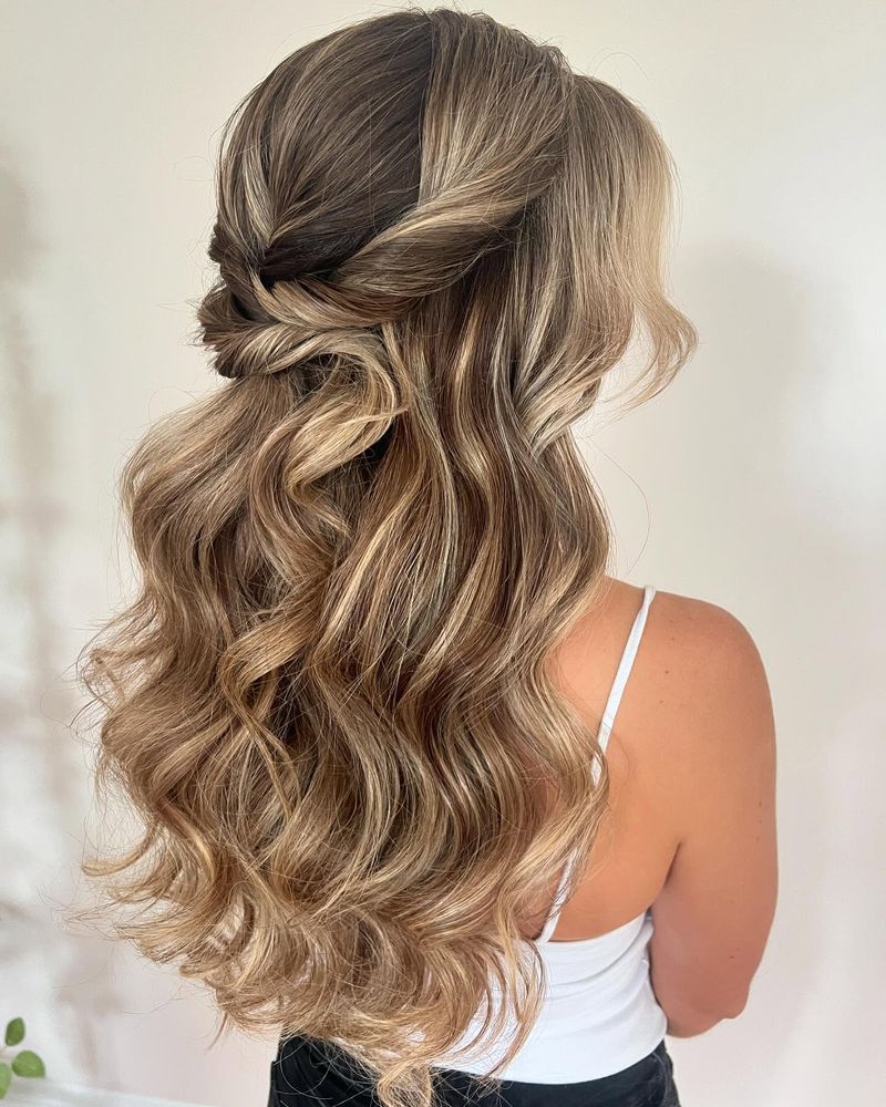 Soft Wave Volume Half-Up