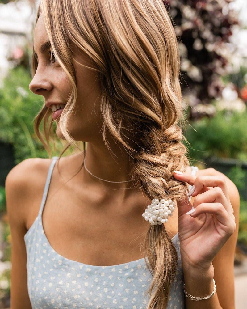 Braid with Pearl Accessories Ponytail