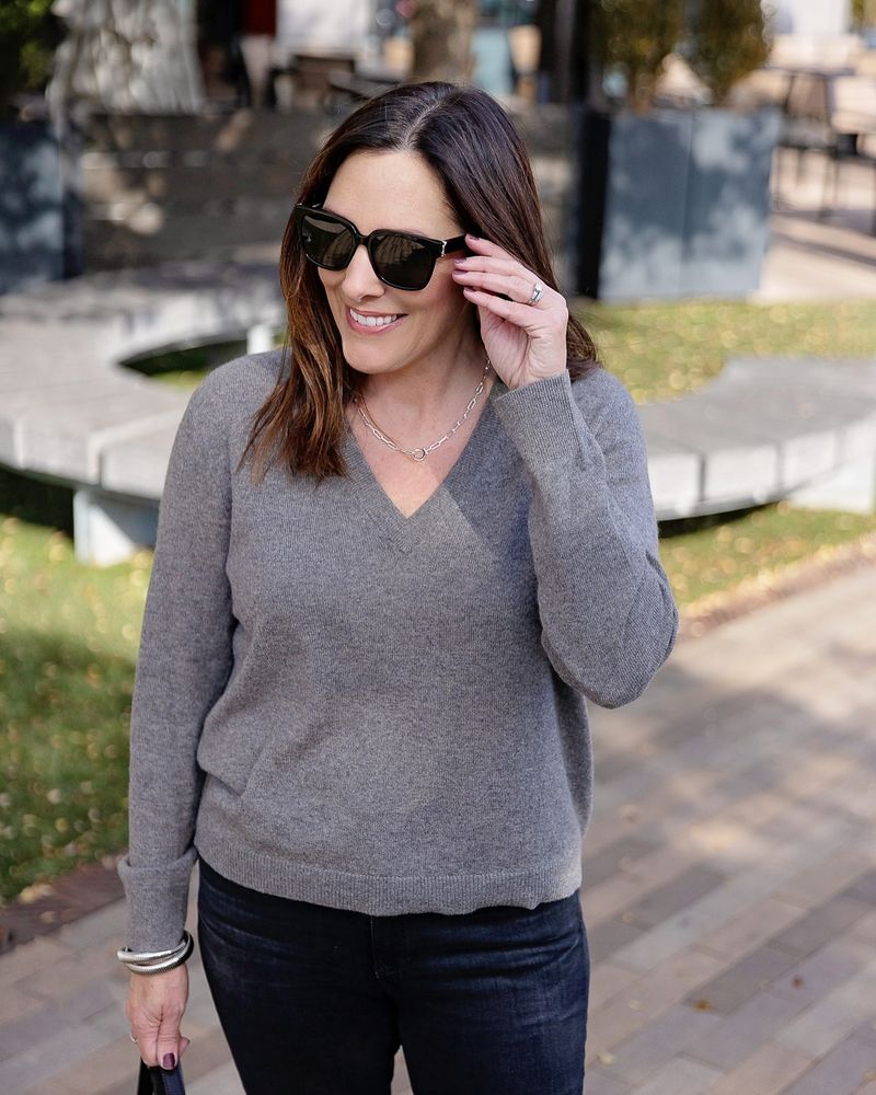 Relaxed V-Neck Tee
