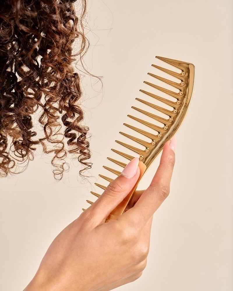 Wide-Tooth Combs