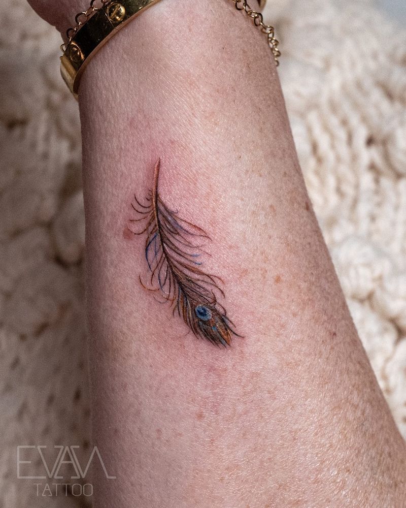 Mini Feather