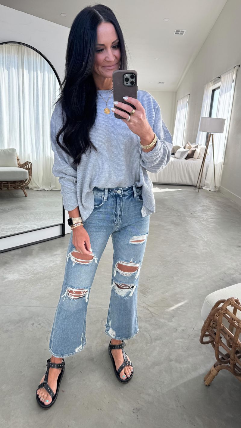 Raw-Hem Jeans + Oversized Sweater + Sneakers