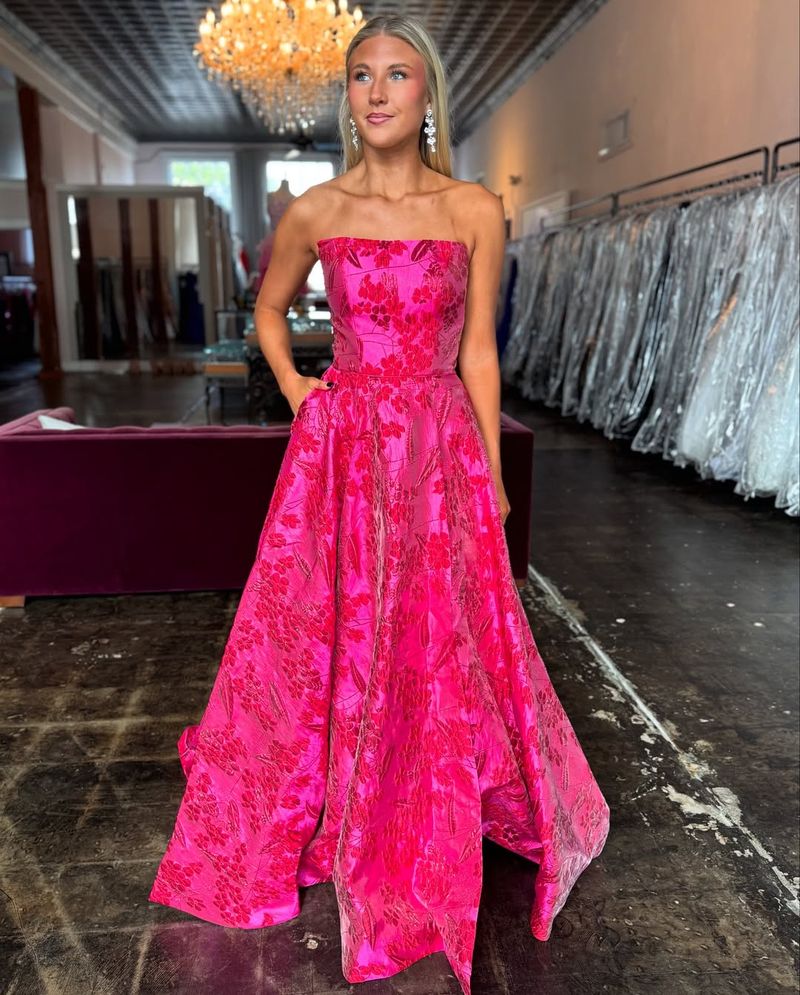 The Elegant Evening Wear
