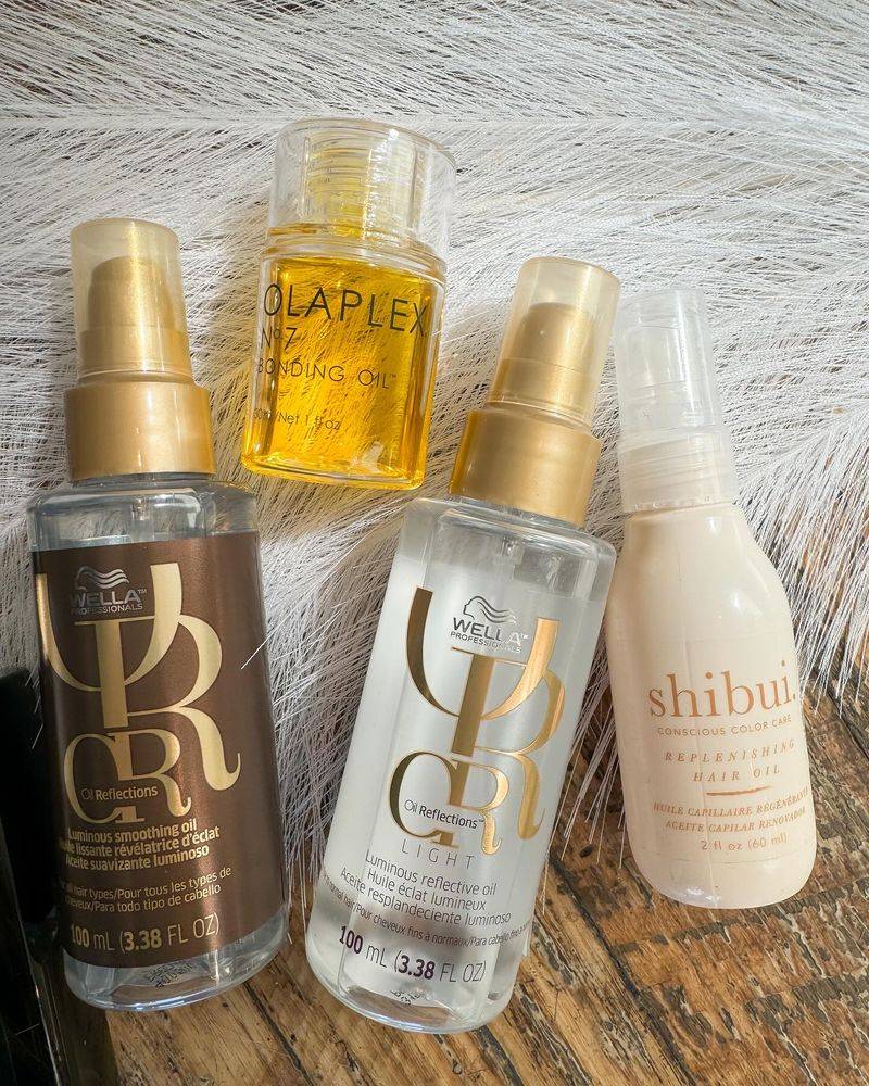 Lightweight Hair Oils
