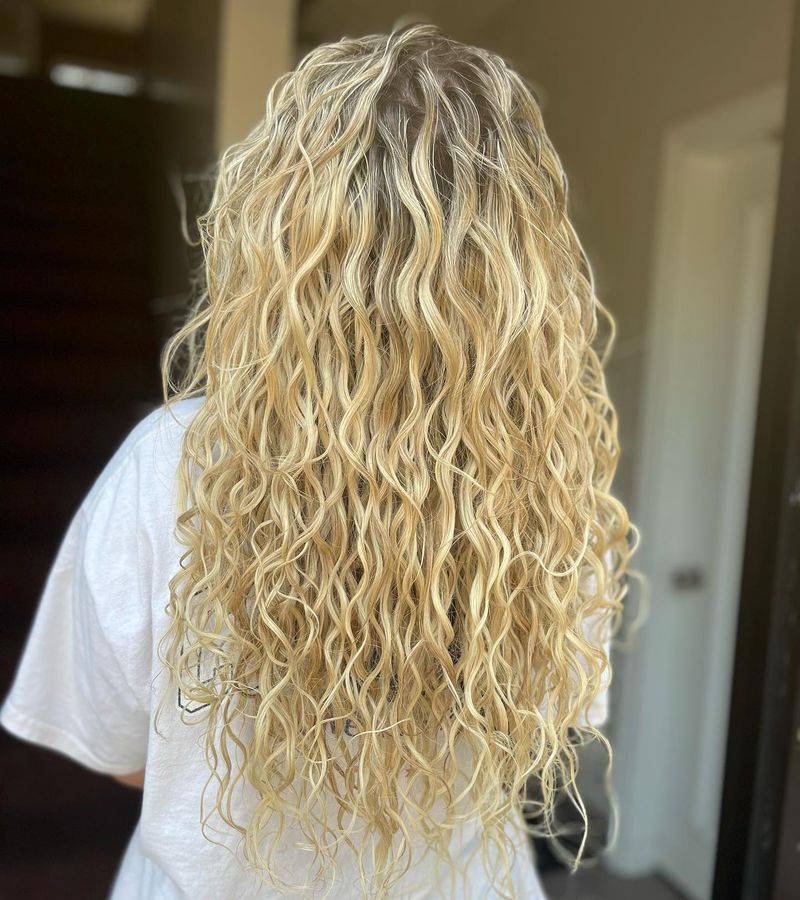 Loose Beach Waves