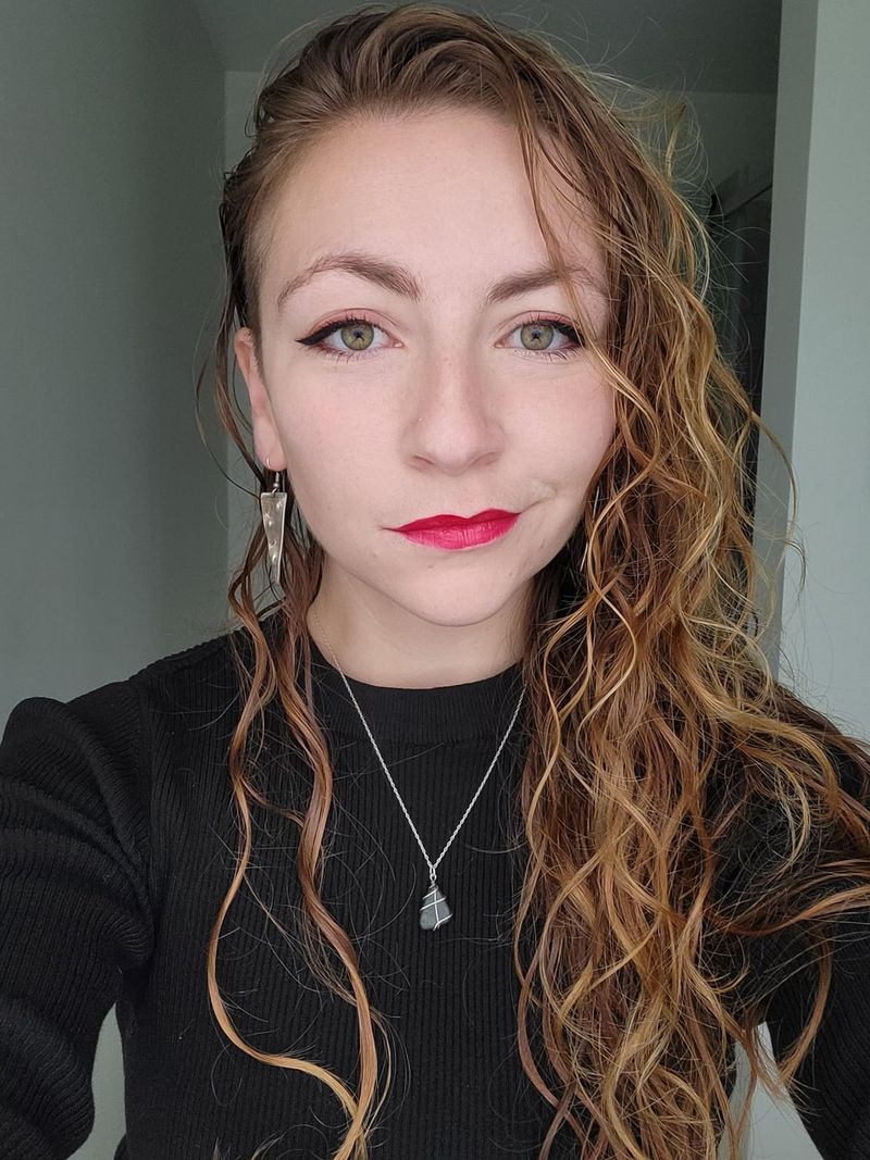Defining Heart-Shaped Lips with Precision