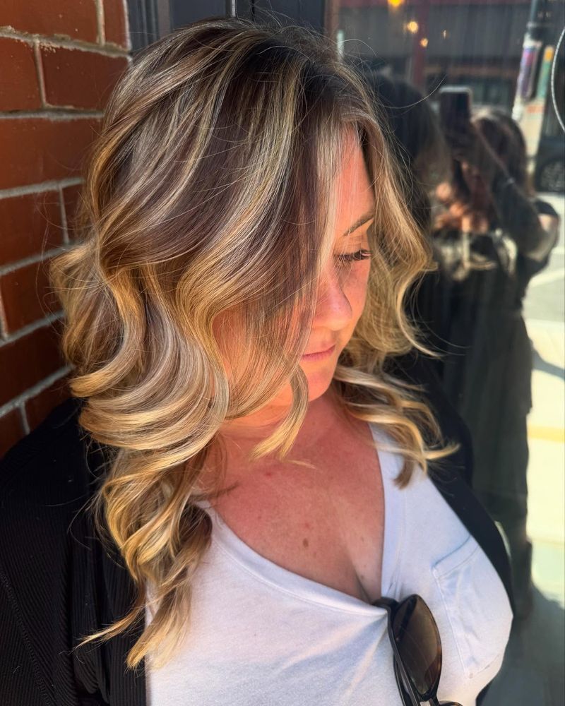 Bold Highlights Are Making A Comeback