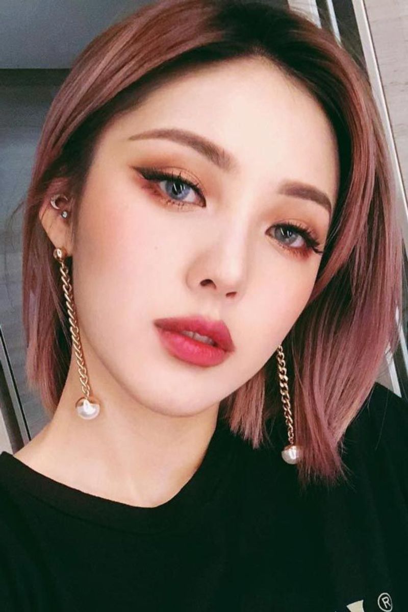 Minimalist Eye Makeup