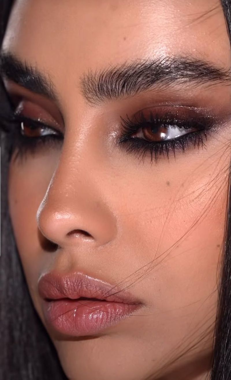 High-Contrast Blush
