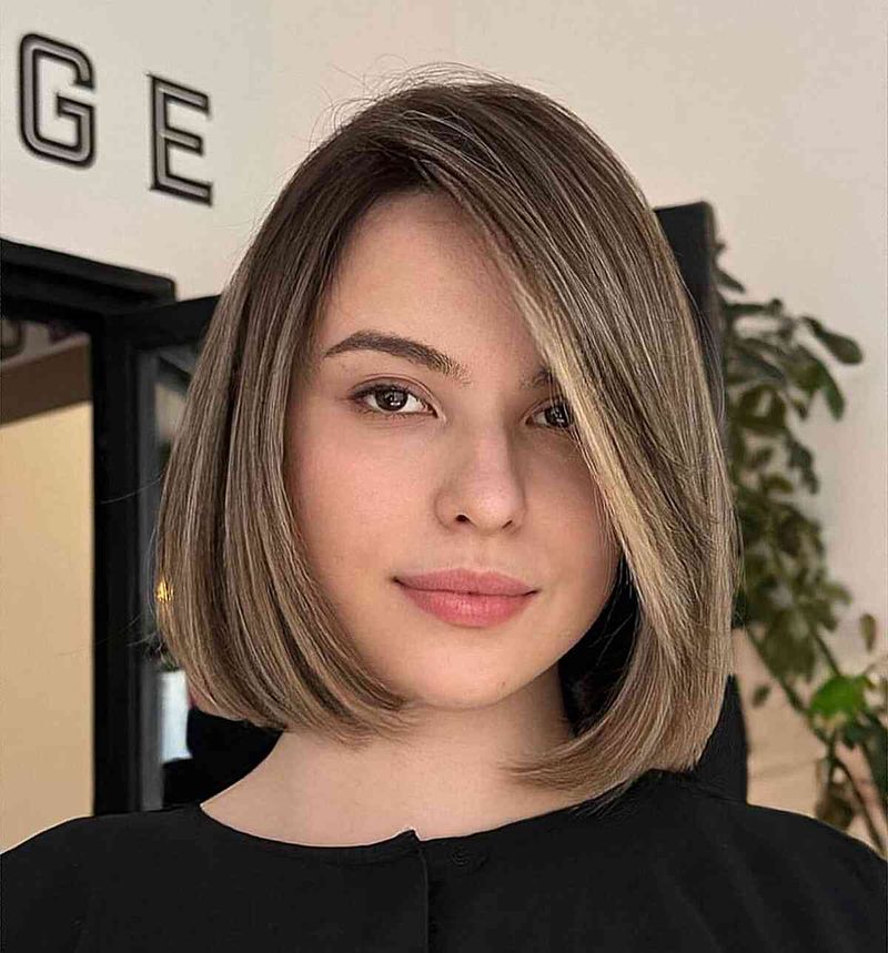 Blunt Cut With Side Part
