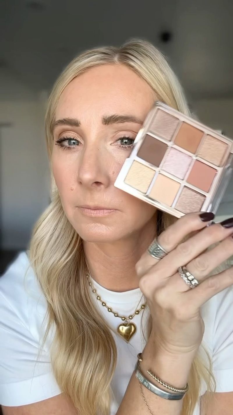 Avoid Dark Shadow All Over