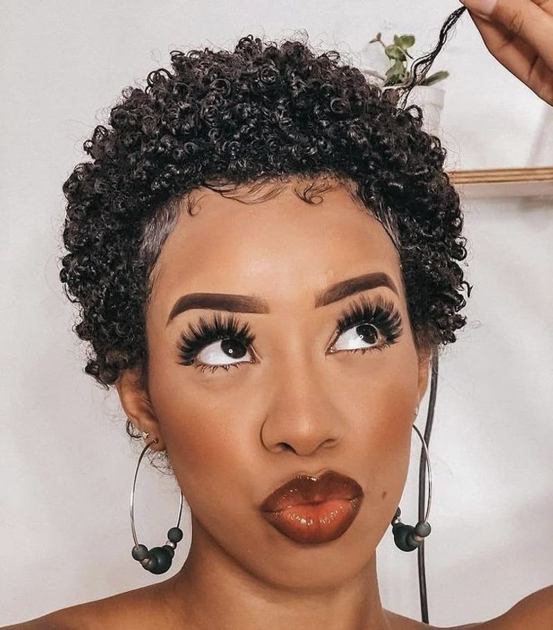 Teeny Weeny Afro (TWA)