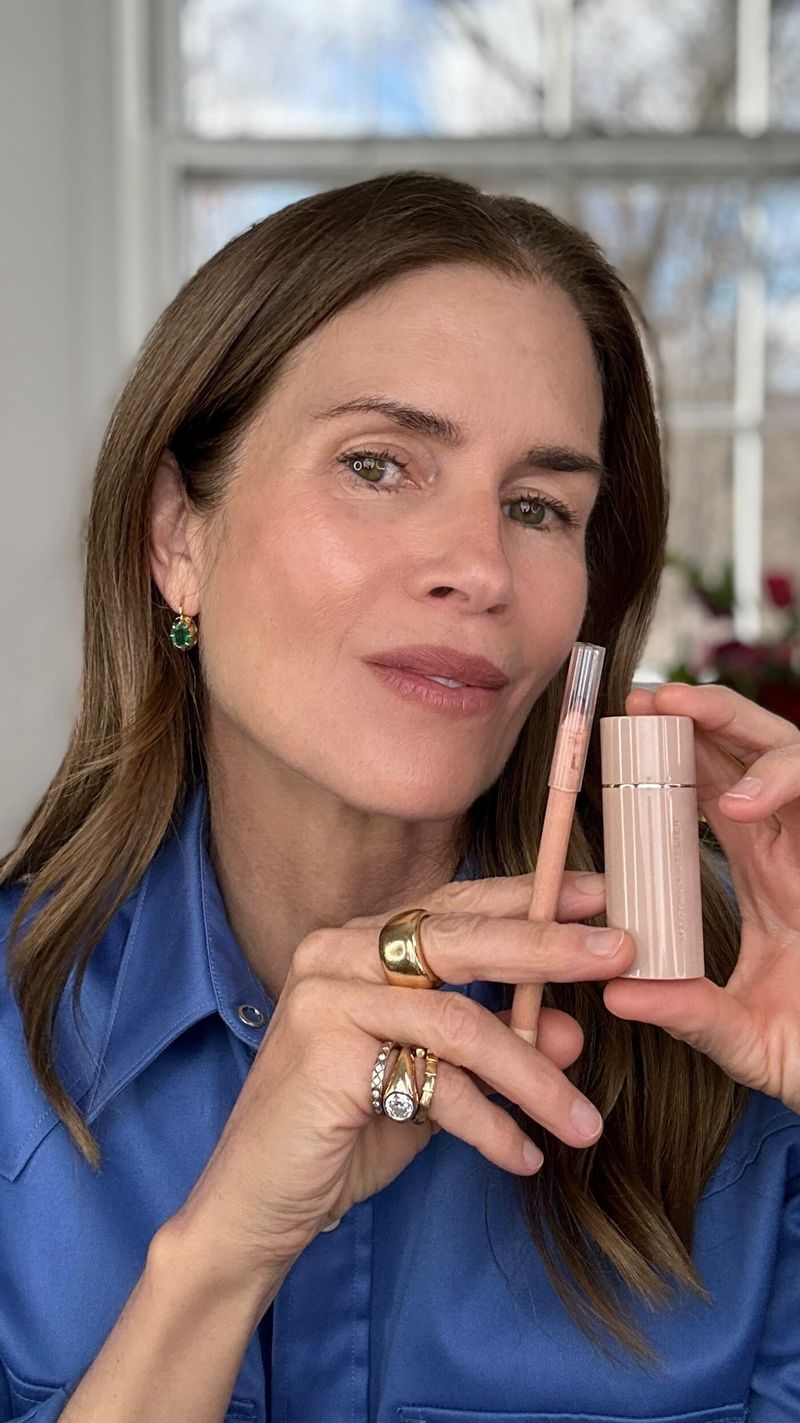 Volumizing Techniques for Aging Lips