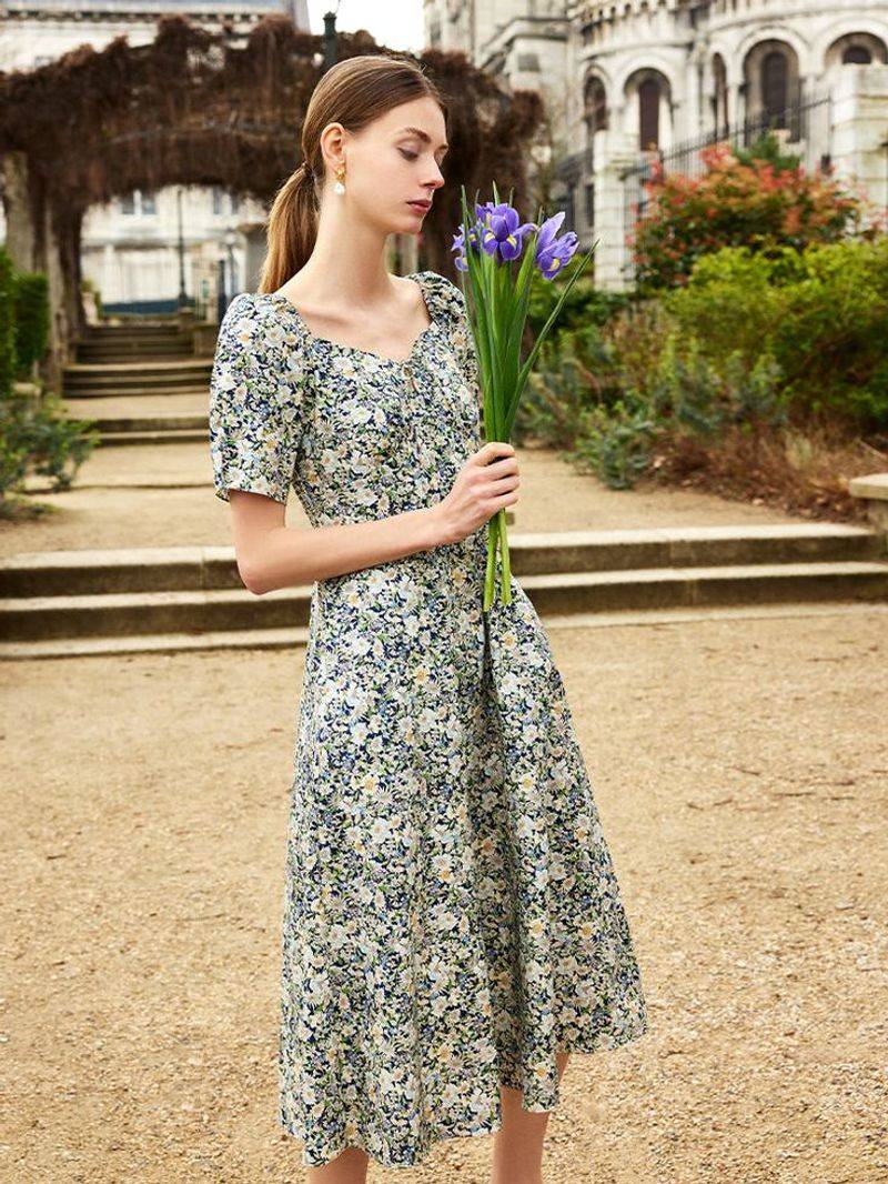 Floral Midi for Romantic Spring Vibes