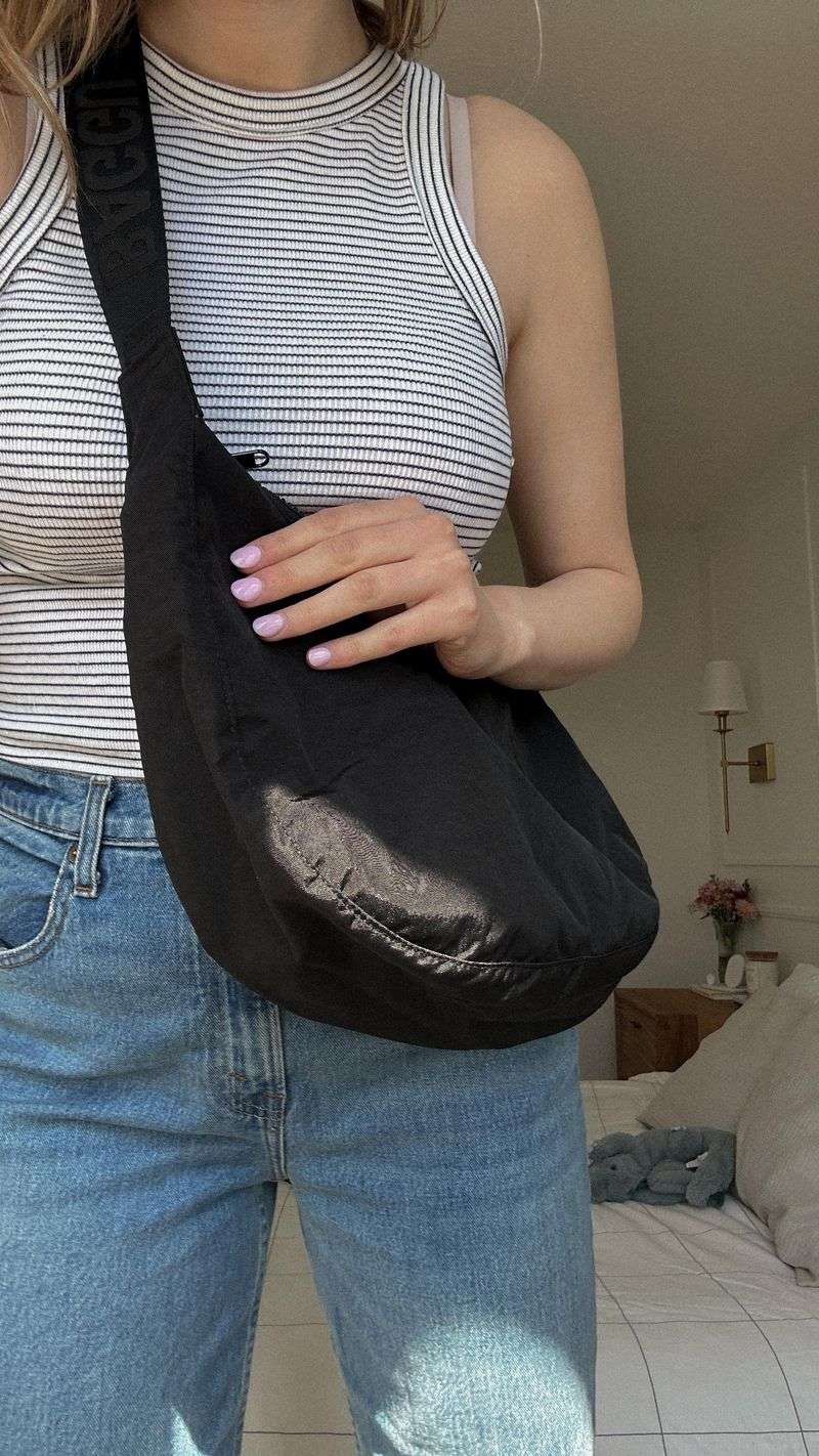 Baggu Crescent Bag