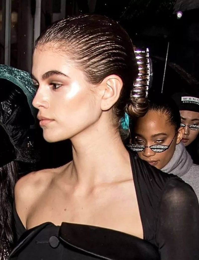 Slicked-Back Wet Look
