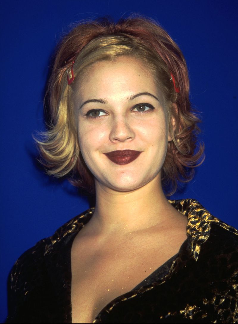 Overplucked Eyebrows: Pencil-Thin Regrets
