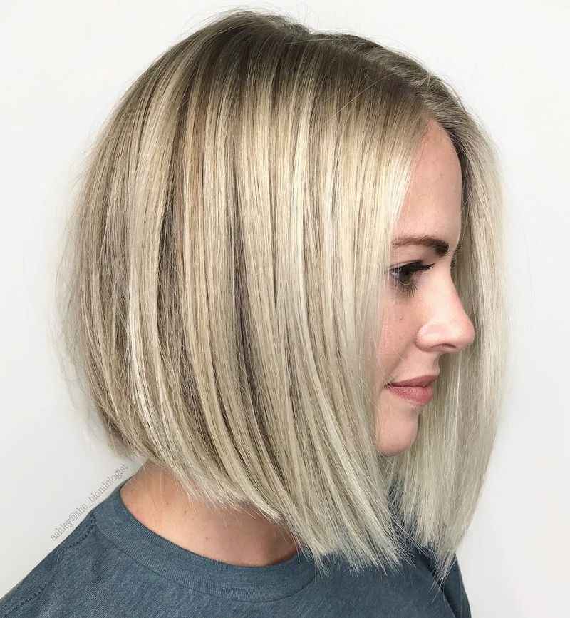 Poker-Straight Blunt Bob