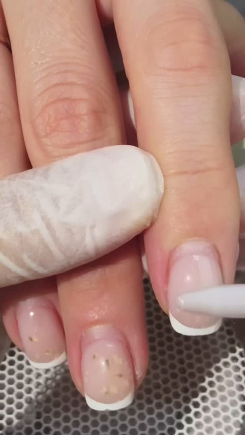 Neglecting Pre-Appointment Hygiene