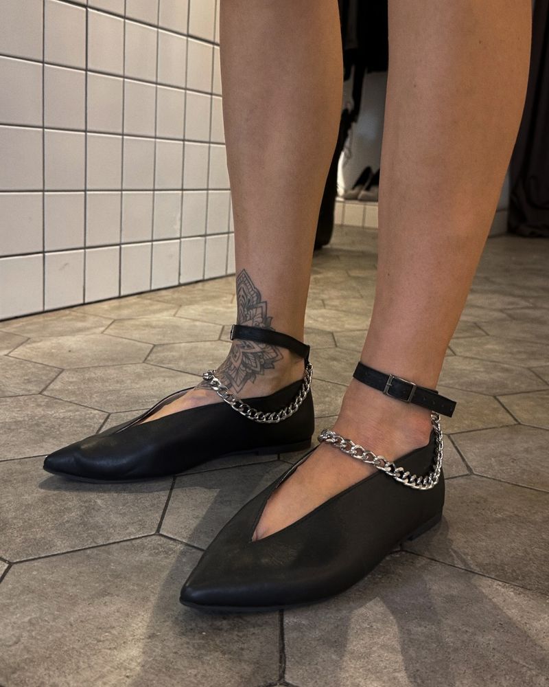 Pointed-Toe Ballet Flats