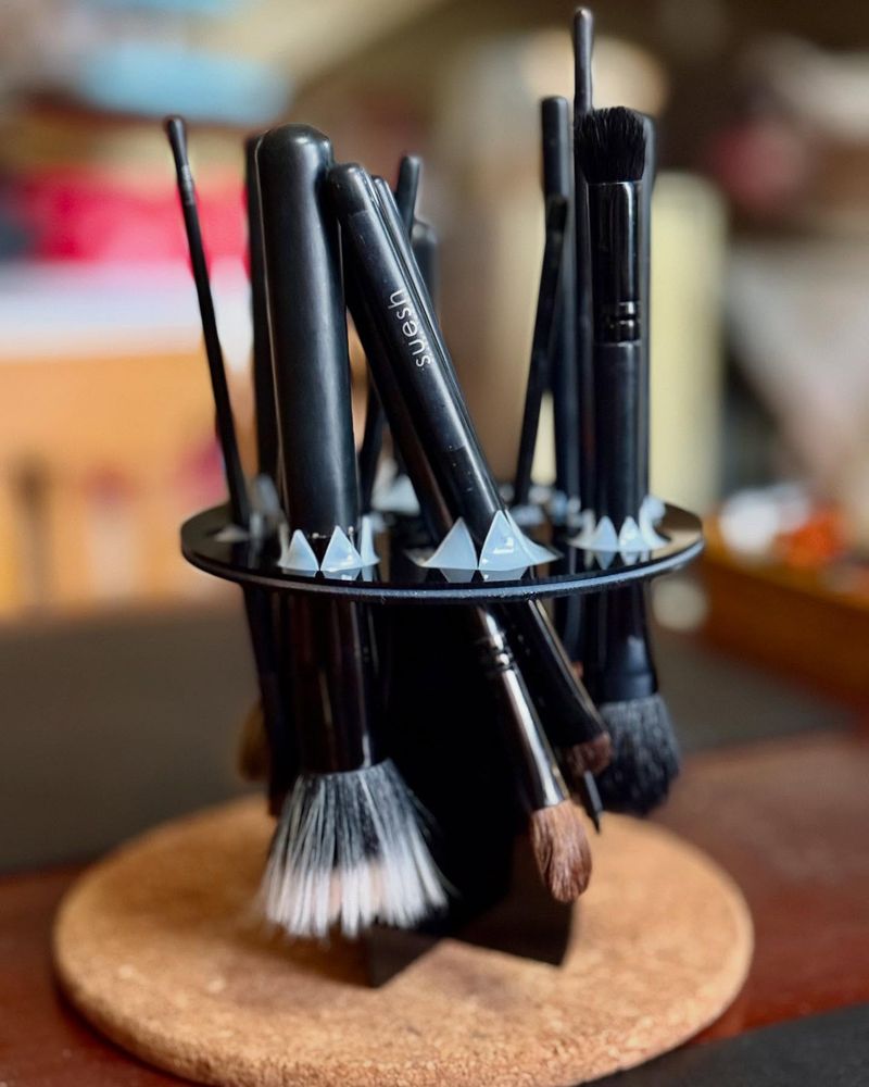 Condition natural bristles