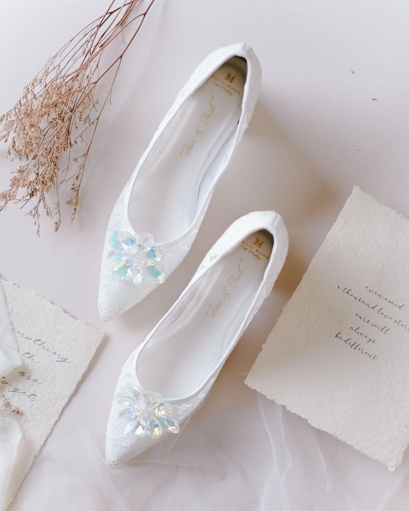 Classic Ballet Flats with Sparkle
