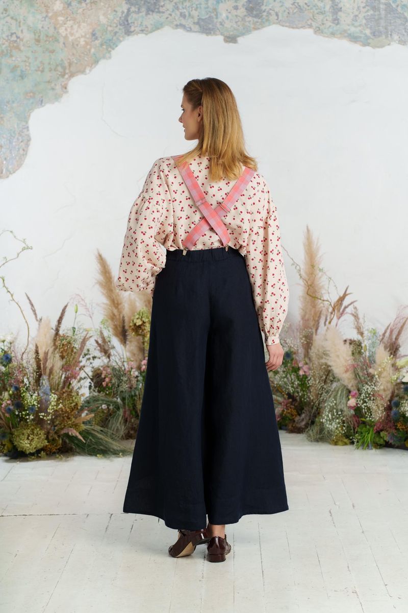Floral Blouse + Culottes + Lash-Defining Mascara