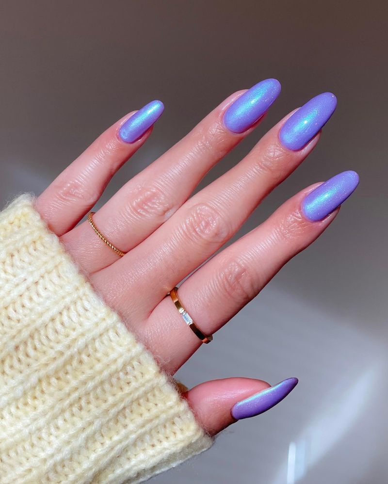 Holographic Lavender Shimmer