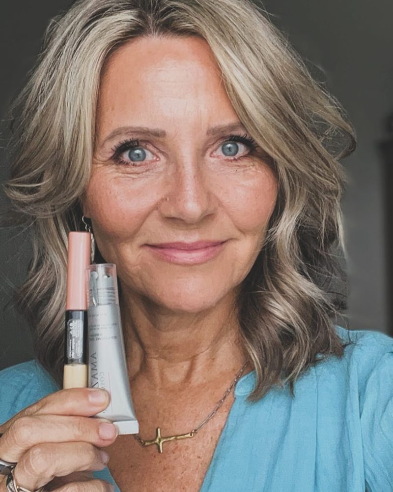 Light Brow Gel and Subtle Mascara
