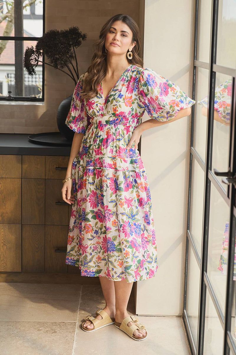 Interview-Ready Subtle Floral Shift