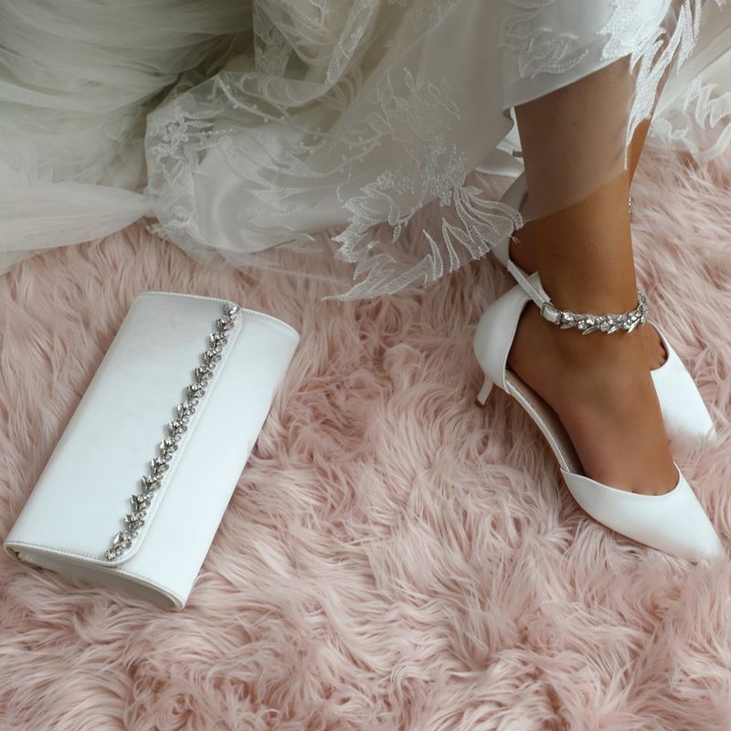 Block Heels with Structured Pearl Bag