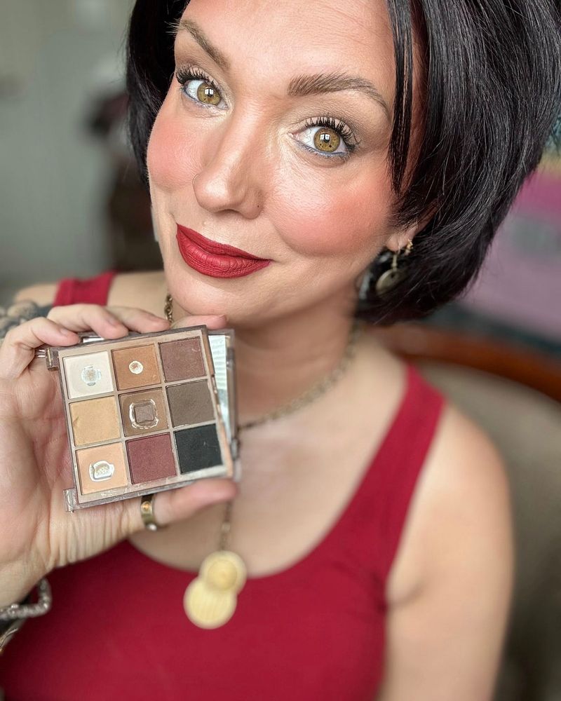 Embrace Neutral Matte Shadows