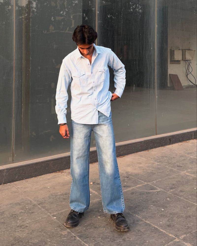 Relaxed-Fit Jeans