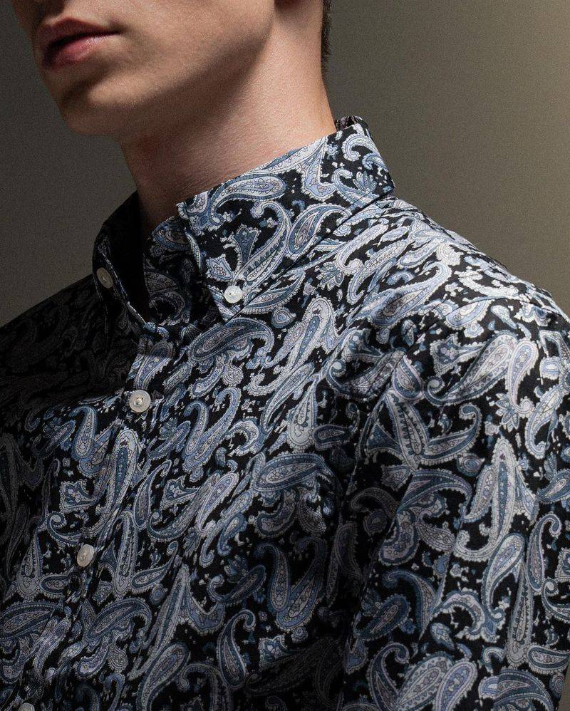 Wide-Collared Shirts - Making a Statement