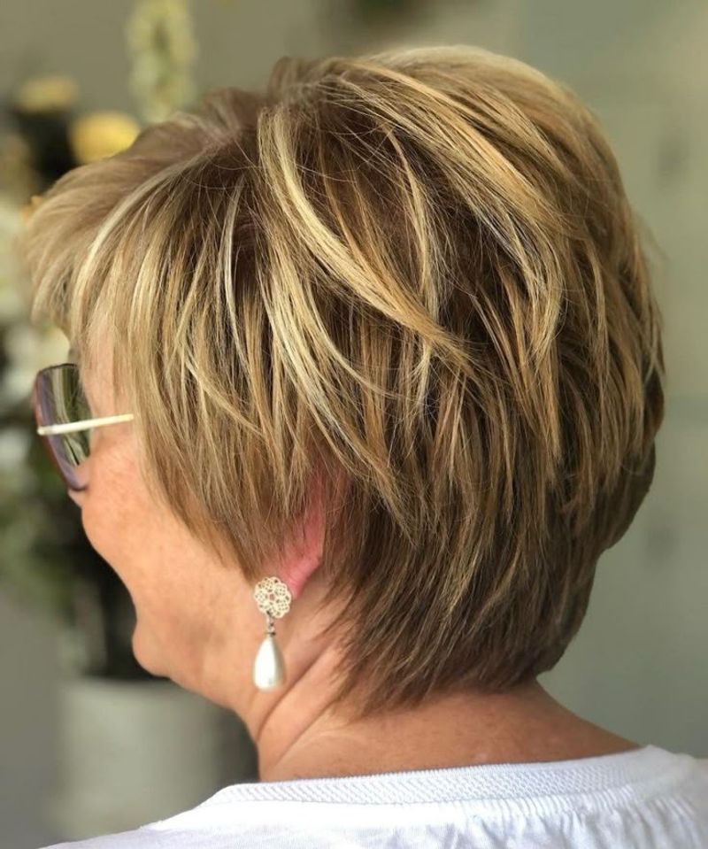 Cropped Cut with Lifted Crown