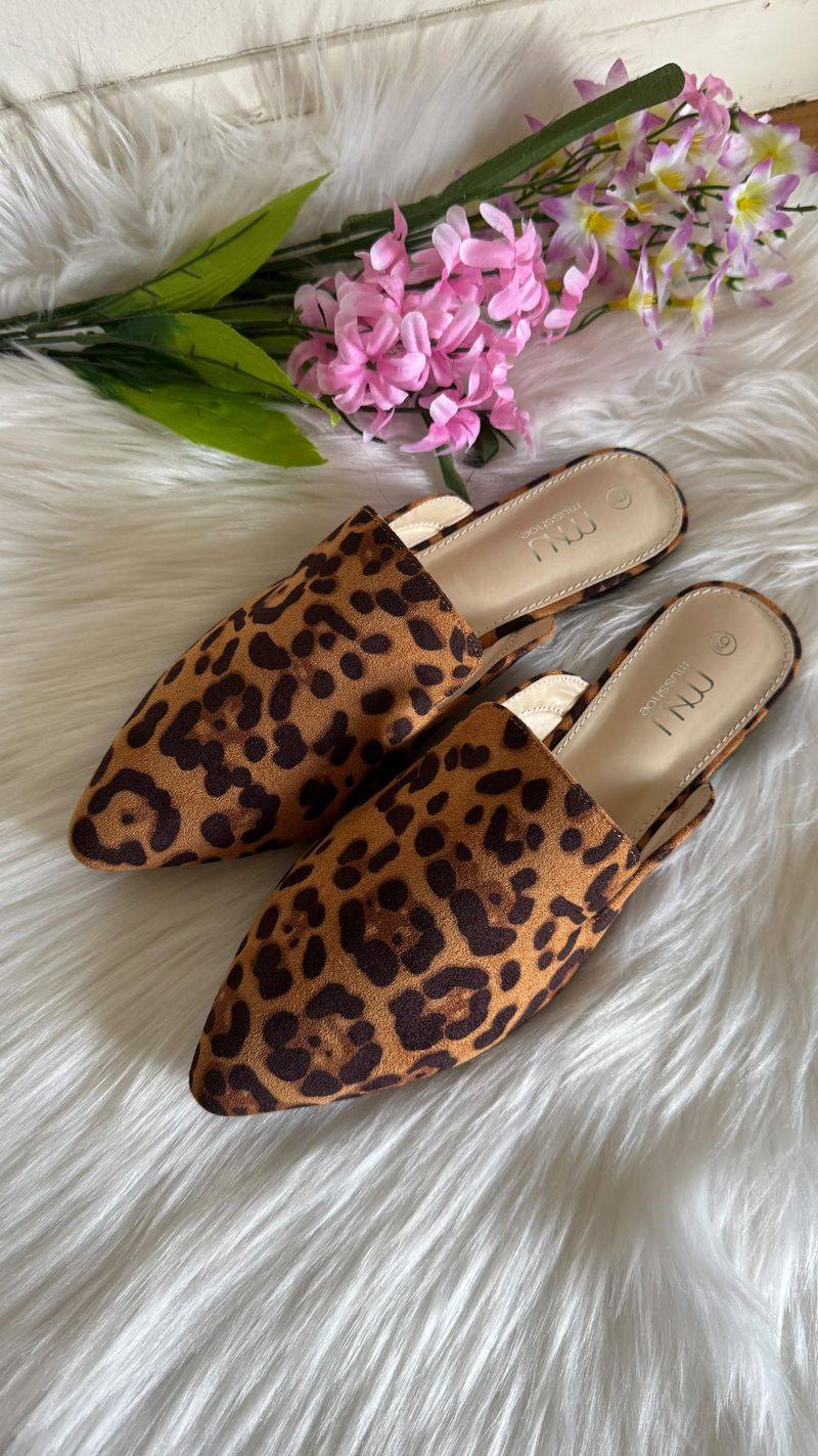 Pointed-Toe Flats
