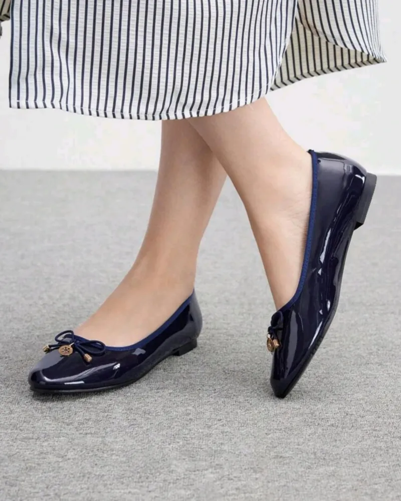 Ballet Flats: Feminine Grace