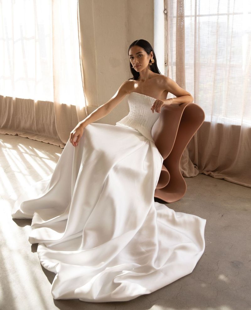 Satin-Only Fabrics Falling Out Of Fashion