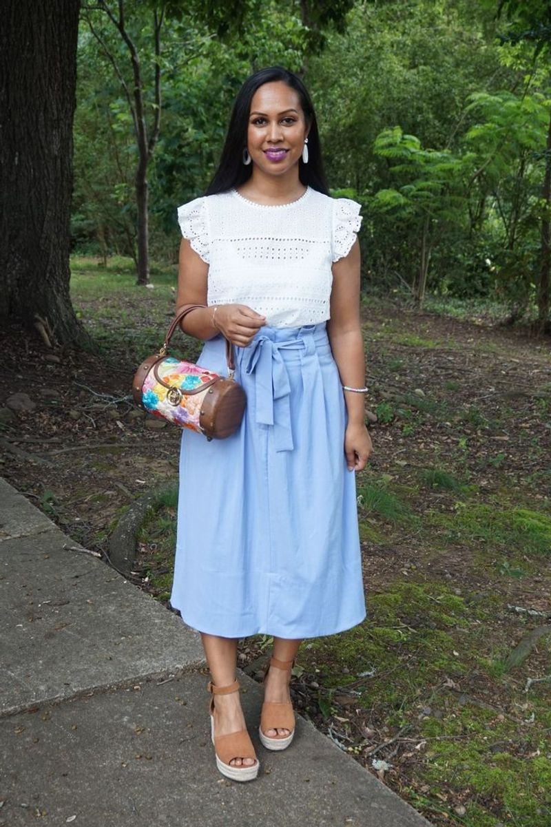 Linen Midi Skirt: Summer's Coolest Option