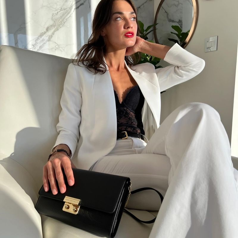 Tech-Integrated Handbags