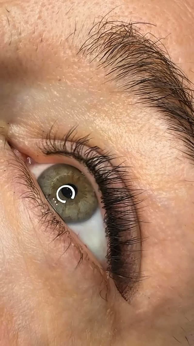 Smudged Upper Lash Line