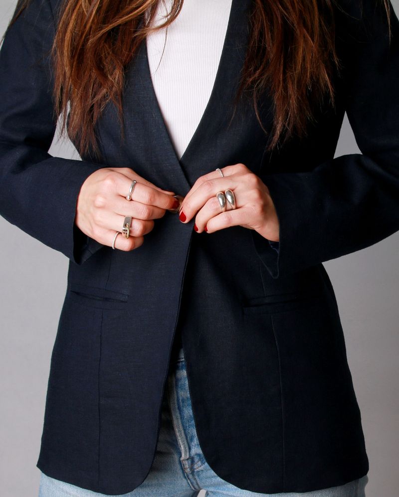 Lightweight Blazer: Evening Problem-Solver