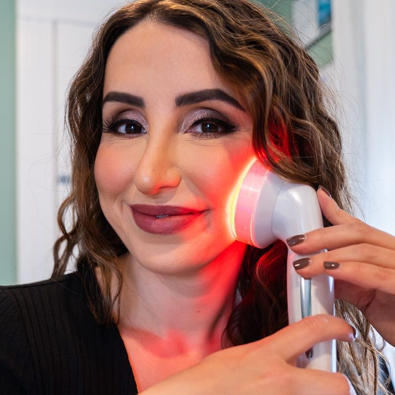 LED Light Therapy: Healing Wavelengths