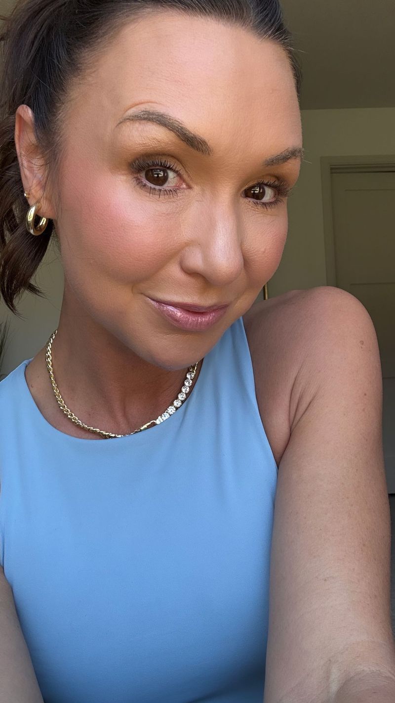 Highlighter All Over the Face