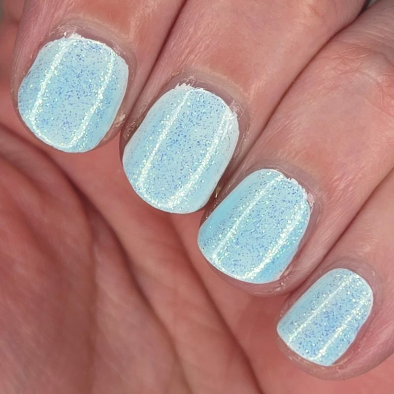 Frosted Glitter Polish Effect