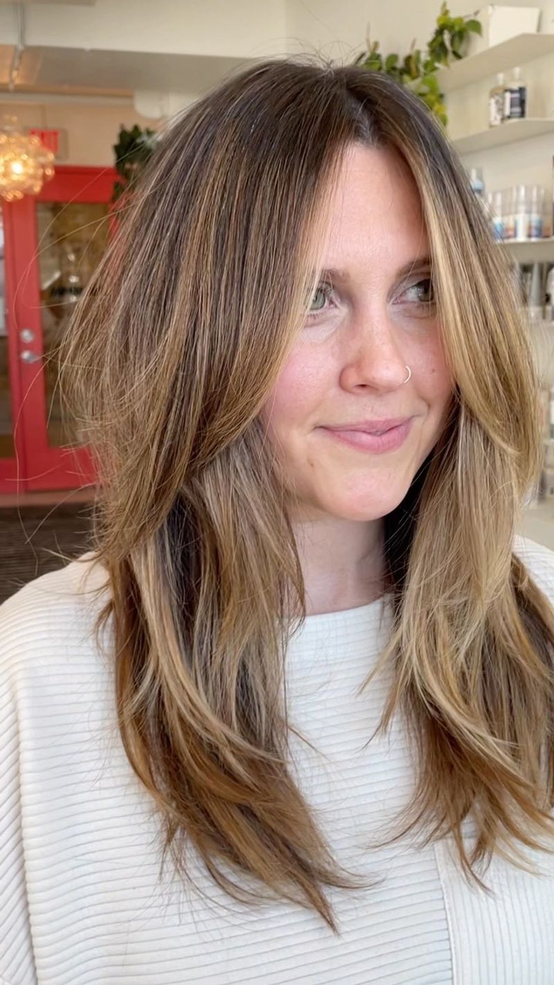 Feathered Mid-Length Cut